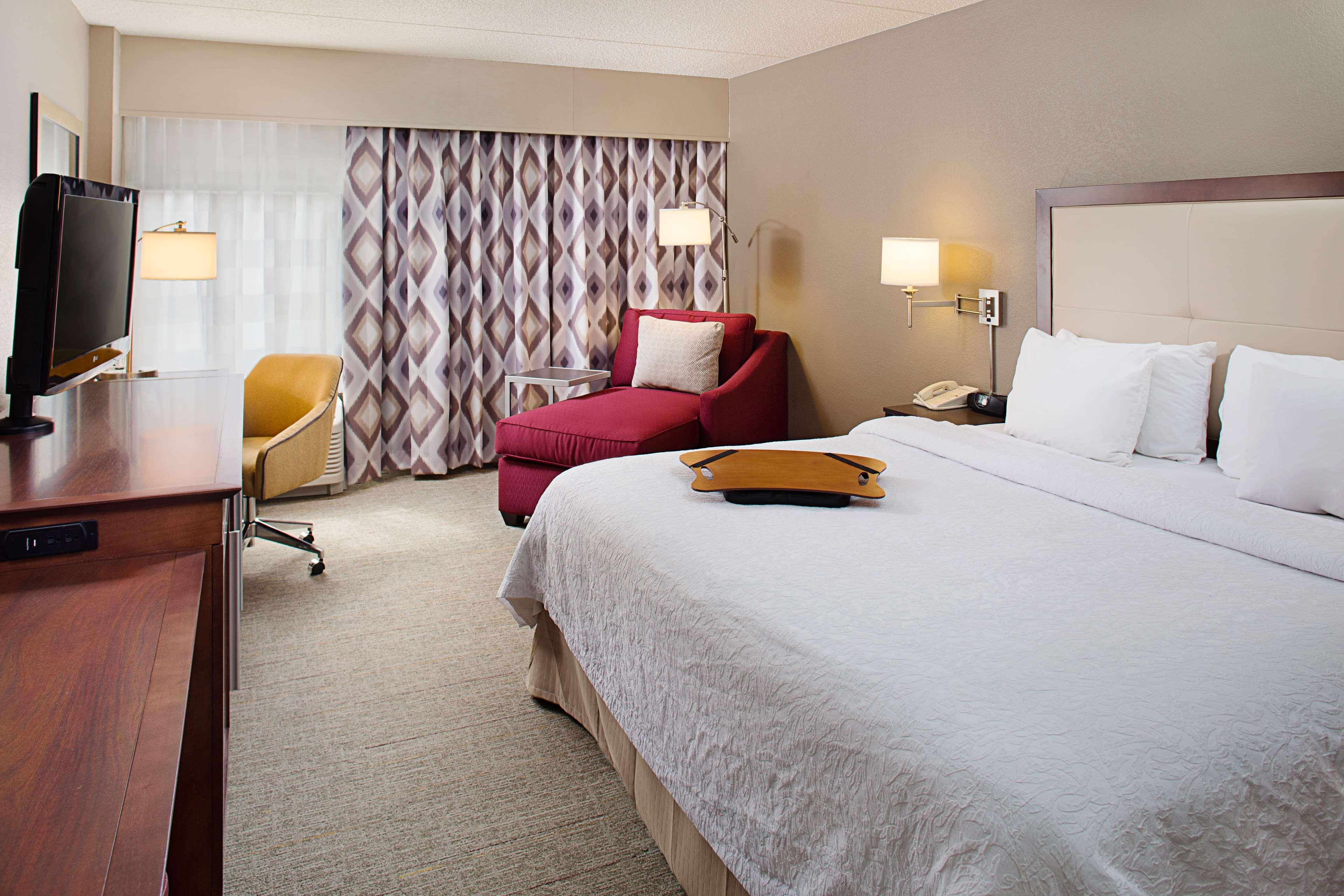 Hampton Inn Philadelphia/Willow Grove Bagian luar foto