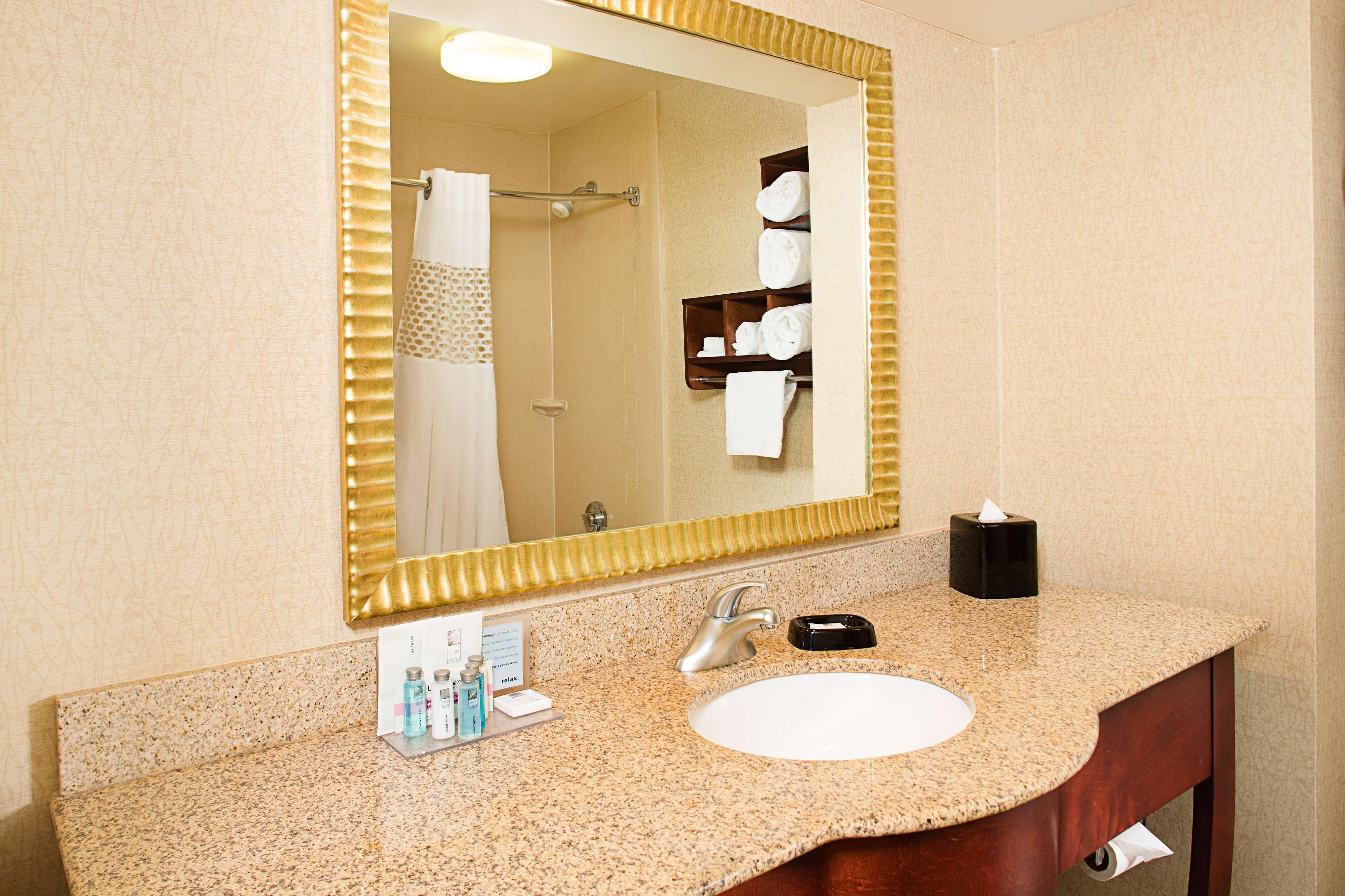 Hampton Inn Philadelphia/Willow Grove Bagian luar foto