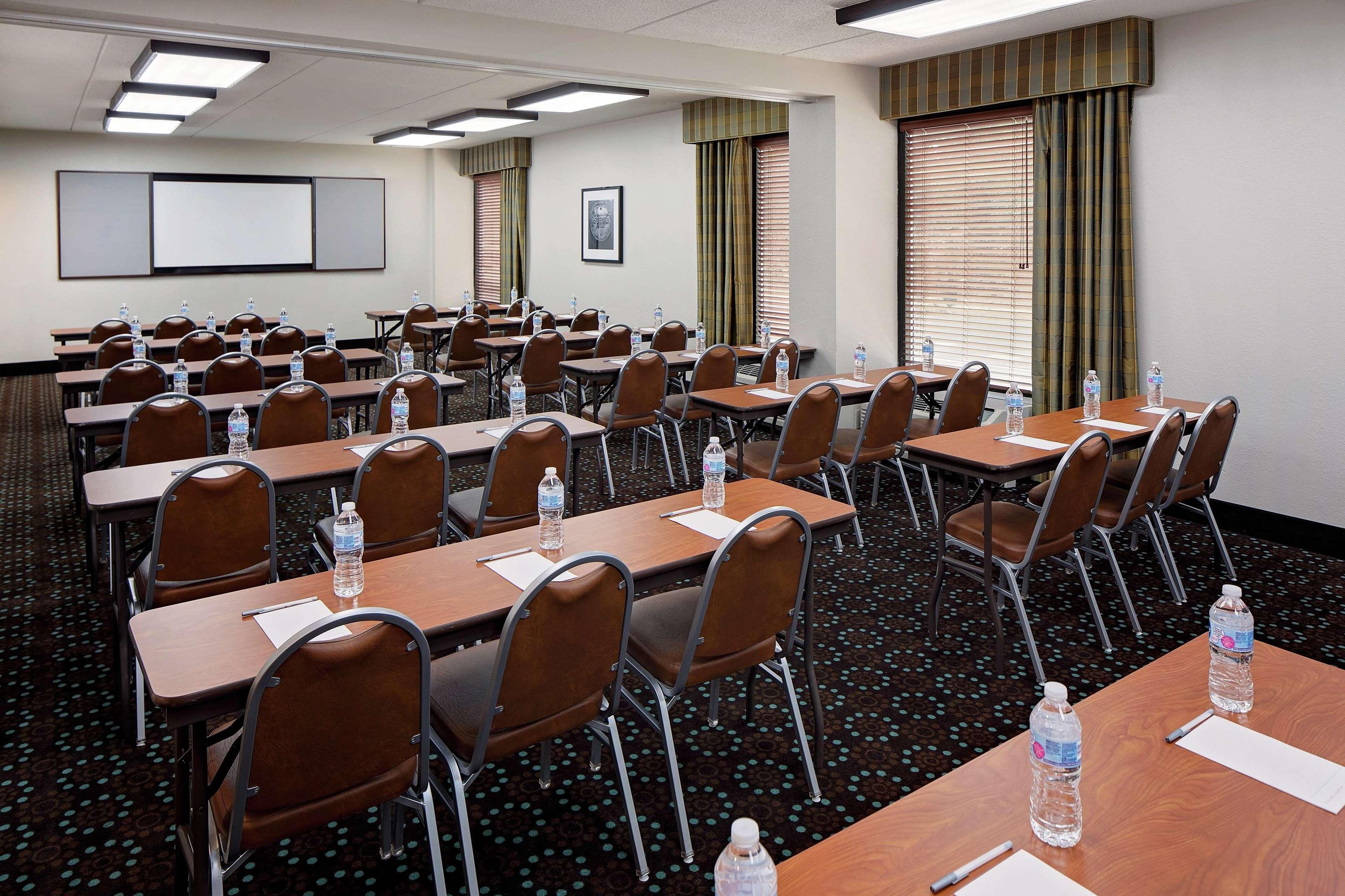 Hampton Inn Philadelphia/Willow Grove Bagian luar foto