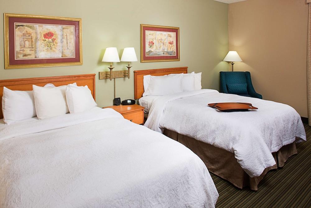 Hampton Inn Philadelphia/Willow Grove Bagian luar foto