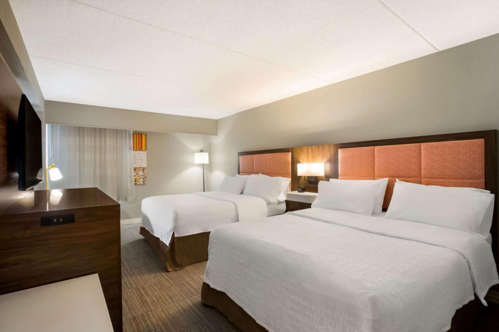 Hampton Inn Philadelphia/Willow Grove Bagian luar foto