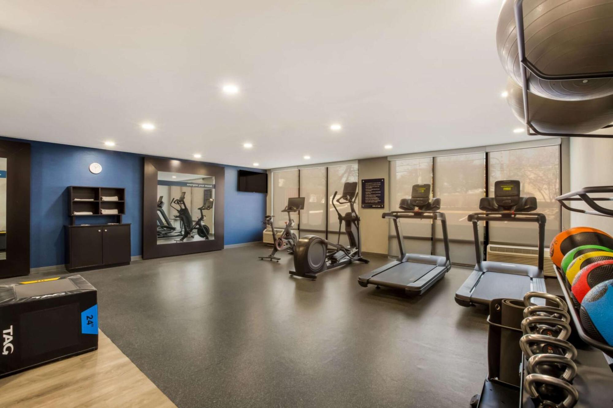 Hampton Inn Philadelphia/Willow Grove Bagian luar foto