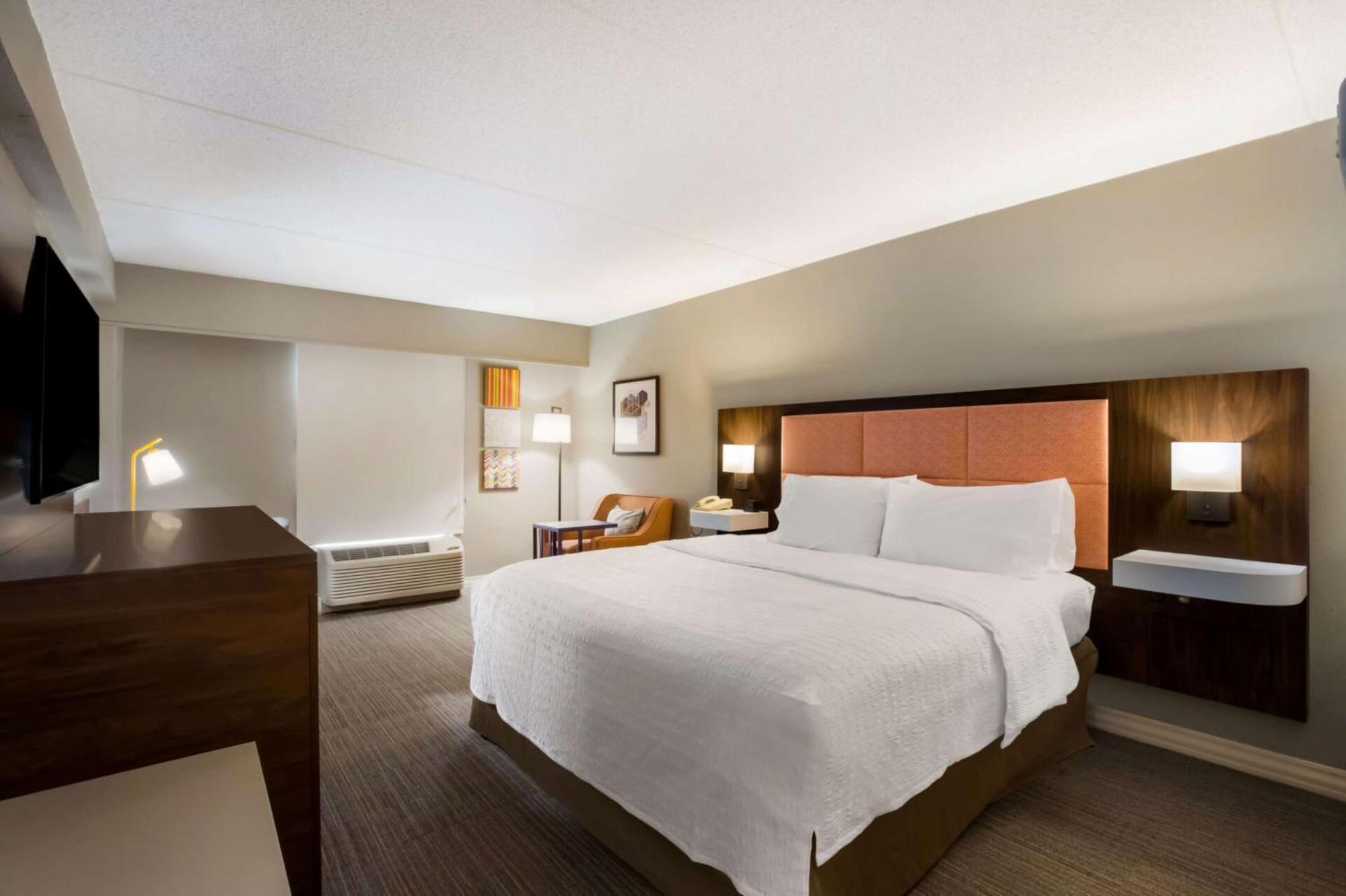 Hampton Inn Philadelphia/Willow Grove Bagian luar foto